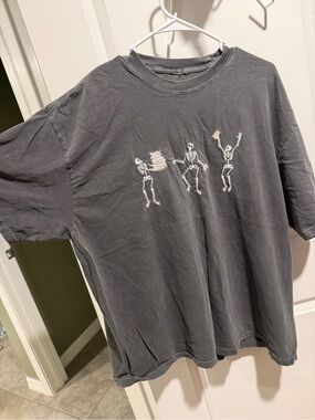Gray Skeleton Graphic Tee - Embroidered